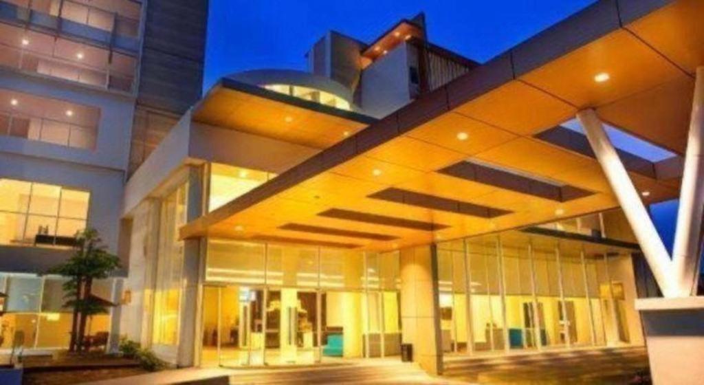 Horison Hotel Ultima Timika Exteriör bild